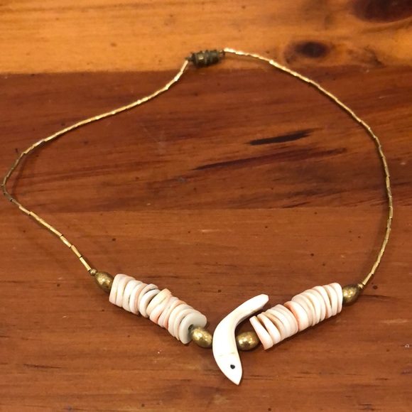 Jewelry - Necklace Carved Seashell Seafish Pendant